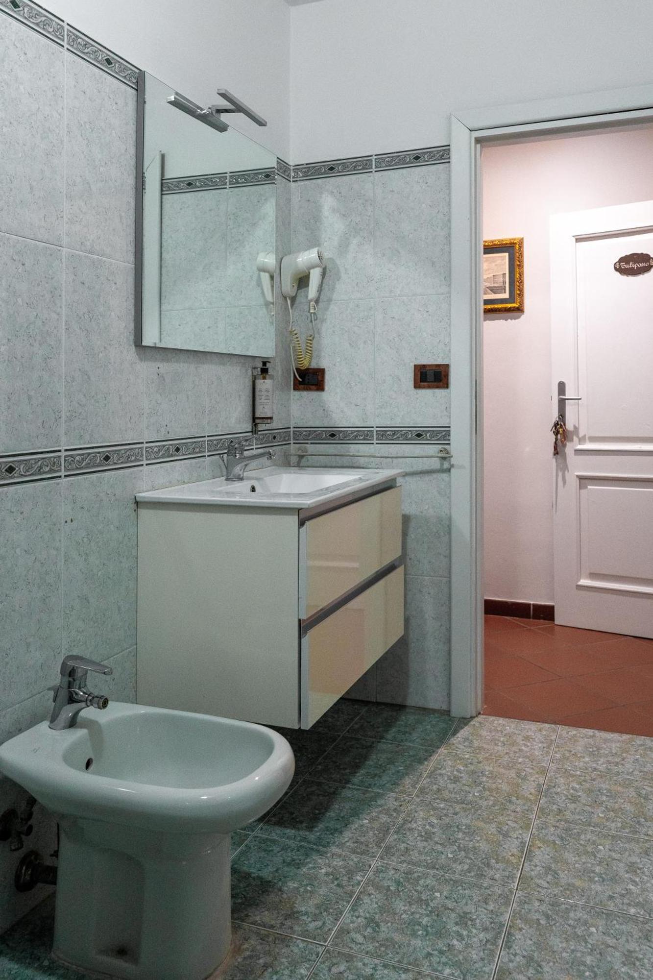 La Rosa Di Firenze B&B Экстерьер фото