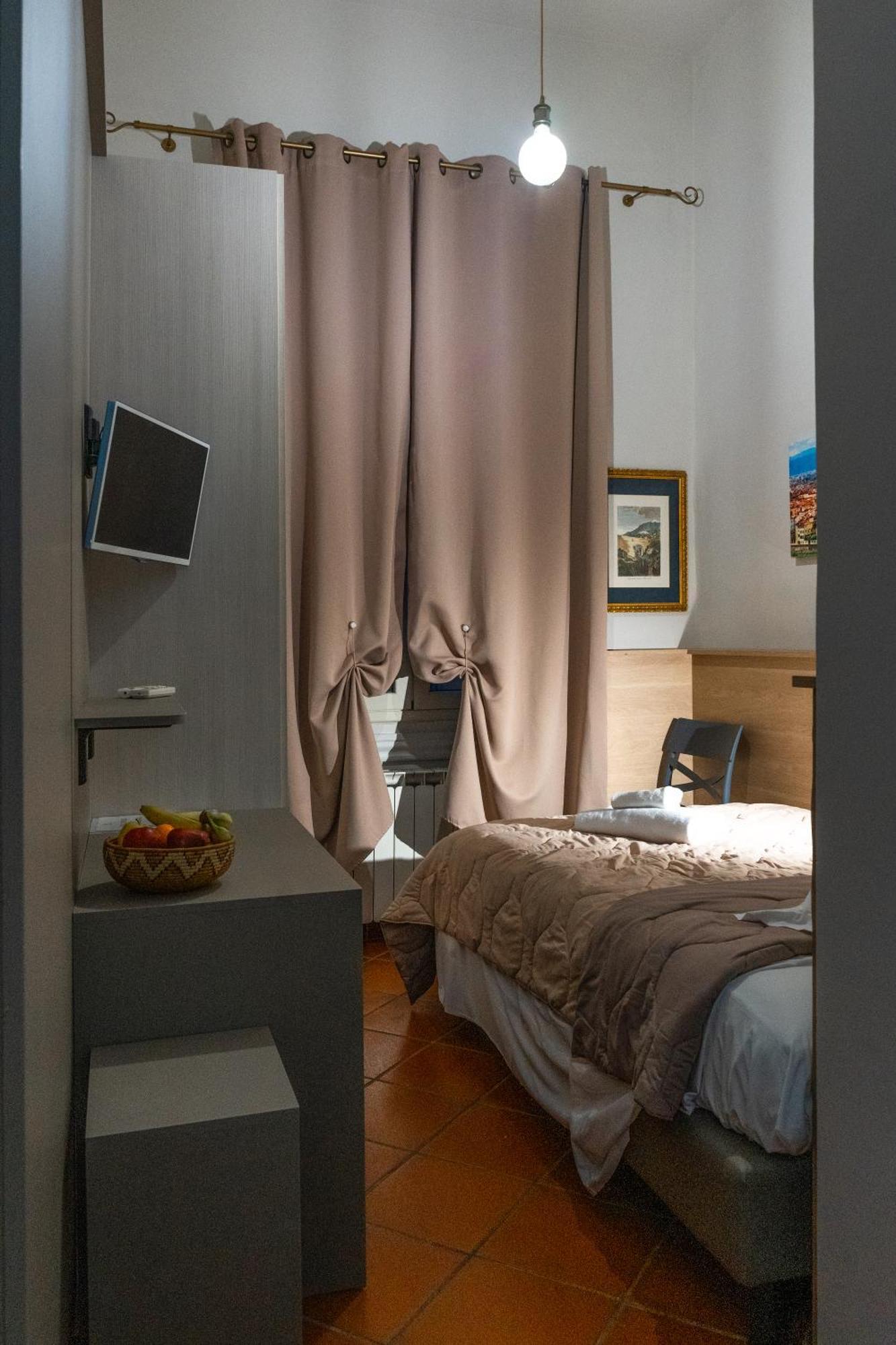 La Rosa Di Firenze B&B Экстерьер фото