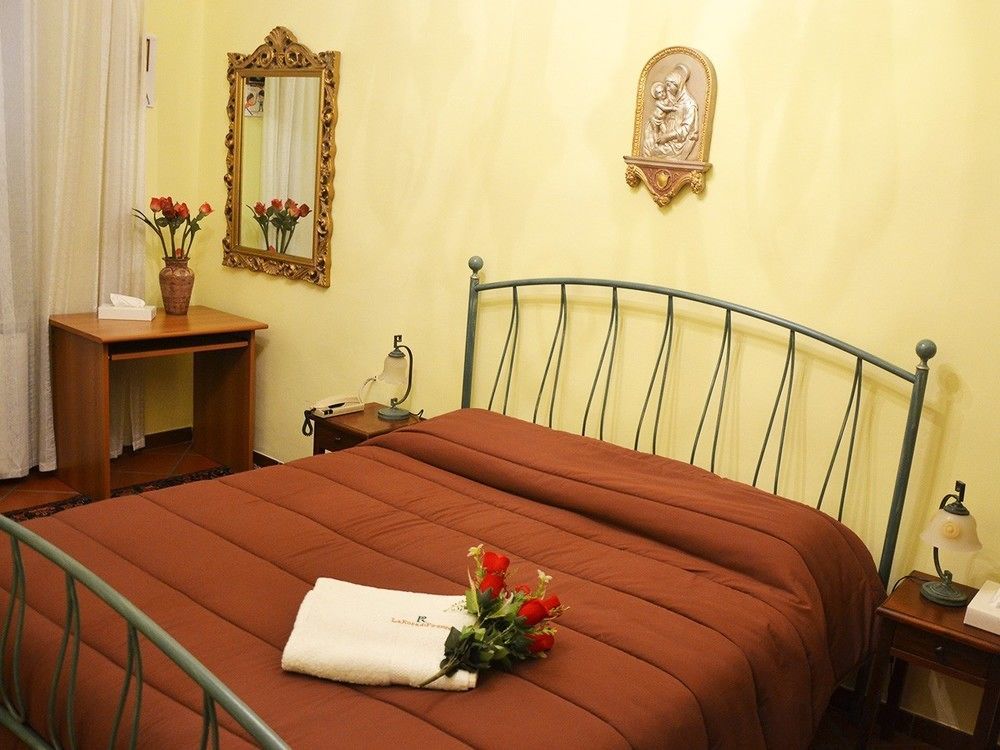 La Rosa Di Firenze B&B Экстерьер фото