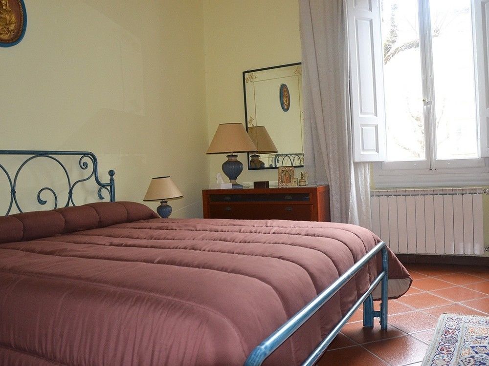 La Rosa Di Firenze B&B Экстерьер фото
